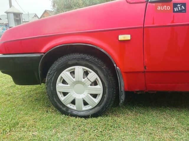 ВАЗ 2109 1993 в Тернополе на Automoto.ua Красный ВАЗ 2109, объемом двигателя 1.5 л и пробегом 300 тыс. км за 950 $, фото 7 на Automoto.ua