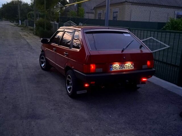 Червоний ВАЗ 2109, об'ємом двигуна 1.5 л та пробігом 0 тис. км за 2300 $, фото 2 на Automoto.ua
