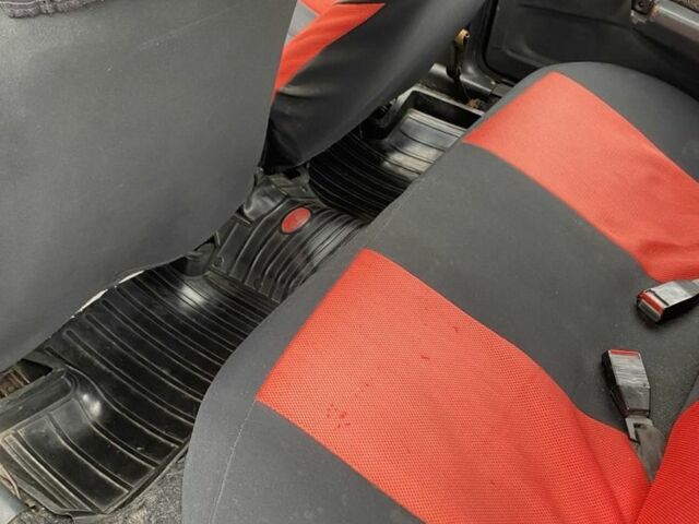 Червоний ВАЗ 2109, об'ємом двигуна 1.3 л та пробігом 226 тис. км за 1500 $, фото 6 на Automoto.ua