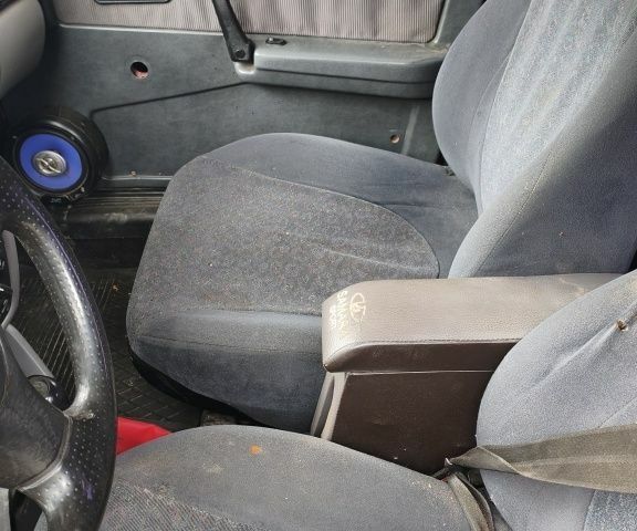 Красный ВАЗ 2109, объемом двигателя 1.3 л и пробегом 400 тыс. км за 700 $, фото 4 на Automoto.ua