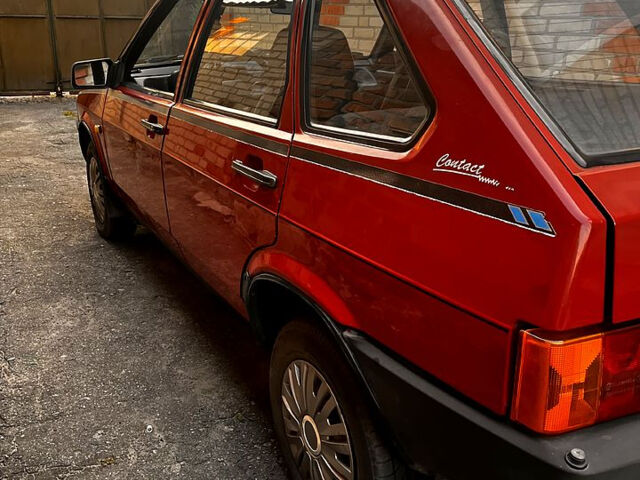 Красный ВАЗ 2109, объемом двигателя 1.3 л и пробегом 175 тыс. км за 1500 $, фото 3 на Automoto.ua