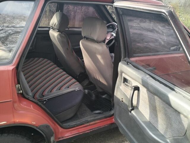 Червоний ВАЗ 2109, об'ємом двигуна 1.3 л та пробігом 150 тис. км за 950 $, фото 9 на Automoto.ua