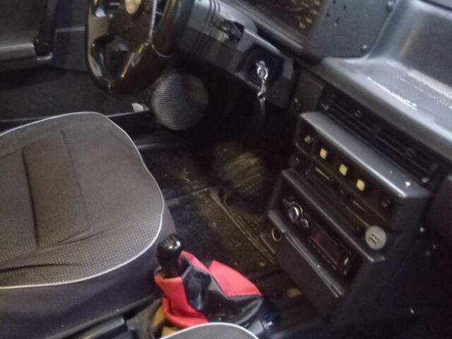 Красный ВАЗ 2109, объемом двигателя 1.3 л и пробегом 1 тыс. км за 800 $, фото 1 на Automoto.ua