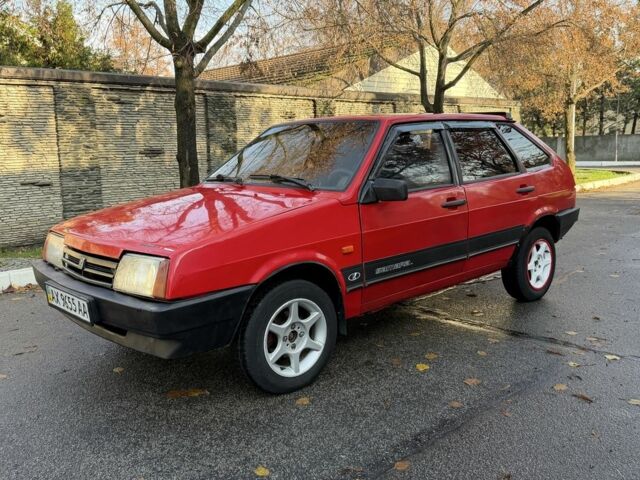 Красный ВАЗ 2109, объемом двигателя 1.5 л и пробегом 100 тыс. км за 1000 $, фото 1 на Automoto.ua