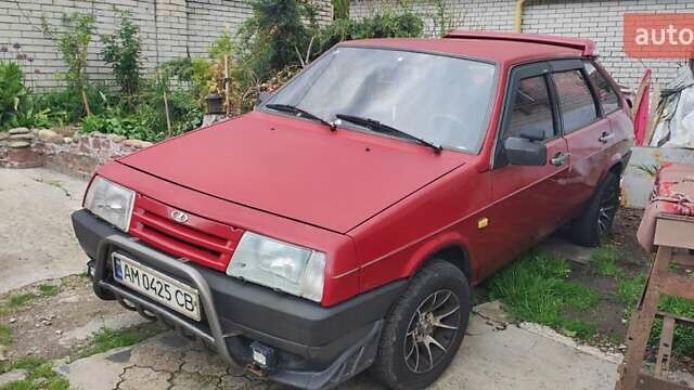 Красный ВАЗ 2109, объемом двигателя 1.3 л и пробегом 97 тыс. км за 1300 $, фото 1 на Automoto.ua