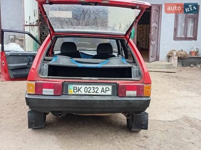 Красный ВАЗ 2109, объемом двигателя 1.3 л и пробегом 100 тыс. км за 700 $, фото 6 на Automoto.ua