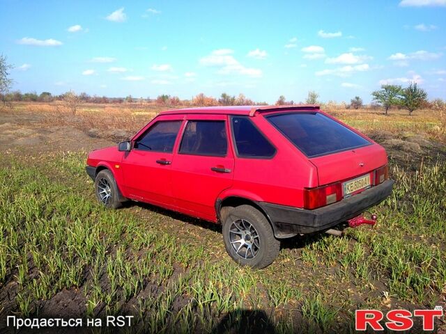 Красный ВАЗ 2109, объемом двигателя 1.3 л и пробегом 92 тыс. км за 910 $, фото 11 на Automoto.ua