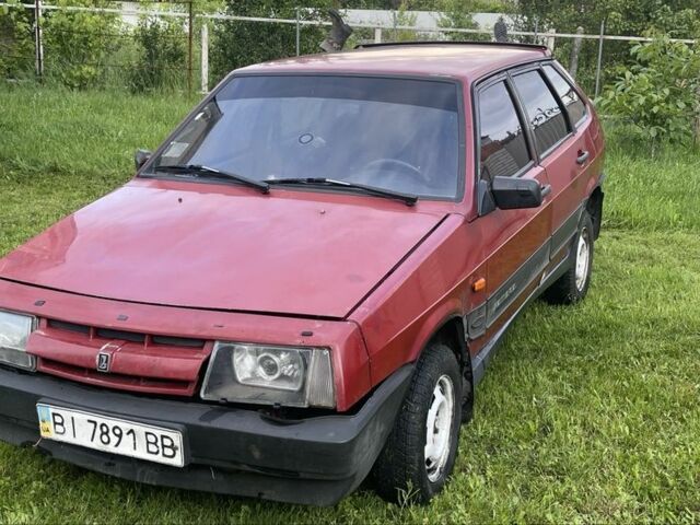 Красный ВАЗ 2109, объемом двигателя 1.5 л и пробегом 132 тыс. км за 700 $, фото 2 на Automoto.ua