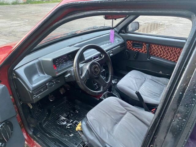 ВАЗ 2109 1993 в Тернополе на Automoto.ua Красный ВАЗ 2109, объемом двигателя 1.3 л и пробегом 66 тыс. км за 950 $, фото 3 на Automoto.ua