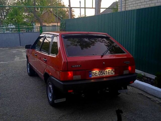 Красный ВАЗ 2109, объемом двигателя 1.5 л и пробегом 55 тыс. км за 2100 $, фото 2 на Automoto.ua