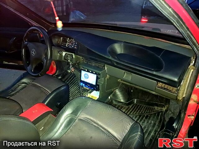 Красный ВАЗ 2109, объемом двигателя 1.3 л и пробегом 100 тыс. км за 2000 $, фото 1 на Automoto.ua