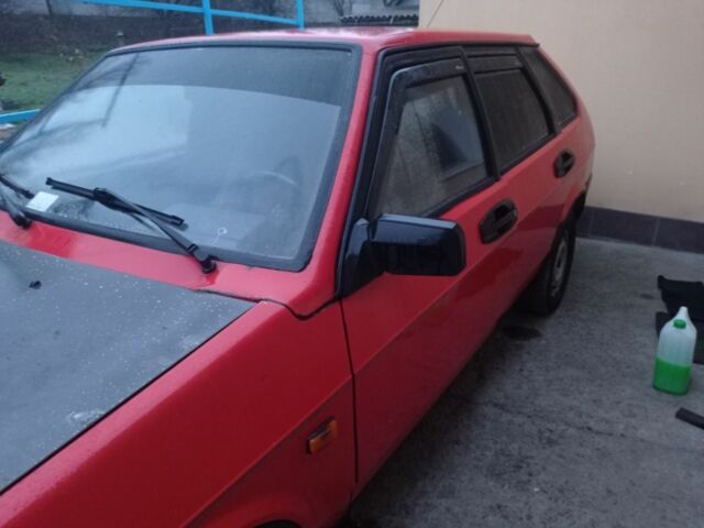 Красный ВАЗ 2109, объемом двигателя 1.3 л и пробегом 1 тыс. км за 800 $, фото 2 на Automoto.ua