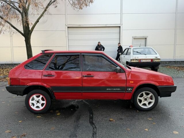 Красный ВАЗ 2109, объемом двигателя 1.5 л и пробегом 100 тыс. км за 1000 $, фото 5 на Automoto.ua