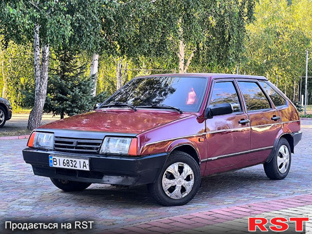 Красный ВАЗ 2109, объемом двигателя 1.1 л и пробегом 222 тыс. км за 1400 $, фото 1 на Automoto.ua
