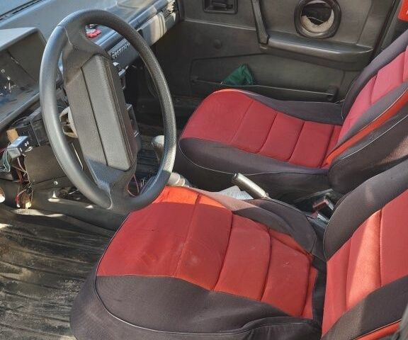 Красный ВАЗ 2109, объемом двигателя 1.5 л и пробегом 500 тыс. км за 600 $, фото 2 на Automoto.ua