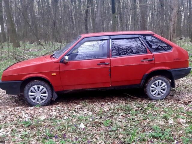 Красный ВАЗ 2109, объемом двигателя 1.5 л и пробегом 111 тыс. км за 950 $, фото 2 на Automoto.ua