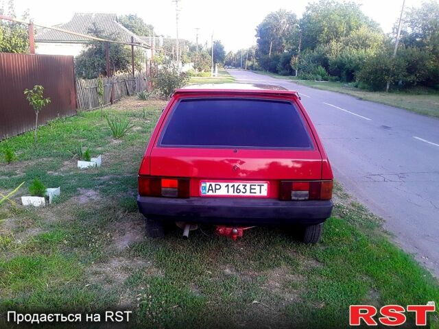 Красный ВАЗ 2109, объемом двигателя 1.3 л и пробегом 92 тыс. км за 910 $, фото 4 на Automoto.ua