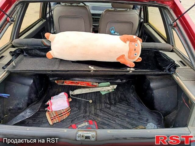 Красный ВАЗ 2109, объемом двигателя 1.5 л и пробегом 700 тыс. км за 1900 $, фото 11 на Automoto.ua