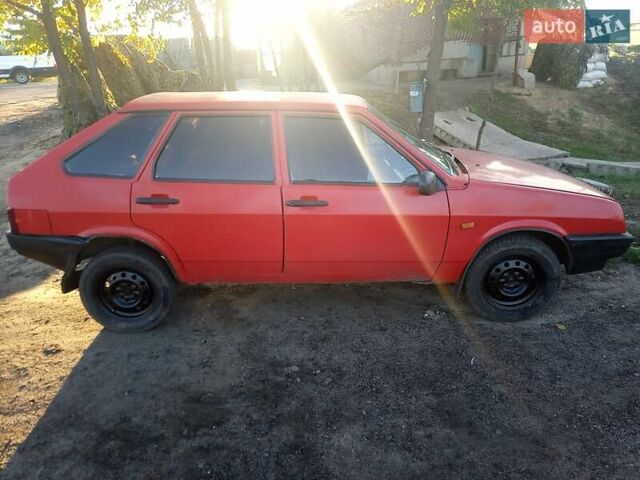 Красный ВАЗ 2109, объемом двигателя 1.5 л и пробегом 88 тыс. км за 700 $, фото 4 на Automoto.ua
