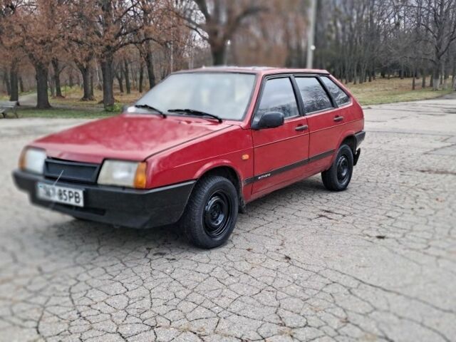 Червоний ВАЗ 2109, об'ємом двигуна 1.5 л та пробігом 300 тис. км за 950 $, фото 1 на Automoto.ua