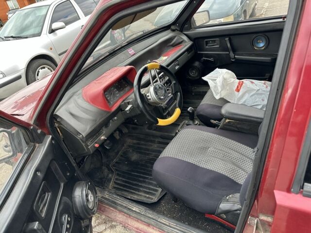 Червоний ВАЗ 2109, об'ємом двигуна 1.5 л та пробігом 135 тис. км за 841 $, фото 5 на Automoto.ua