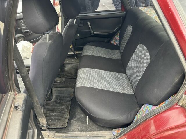 Червоний ВАЗ 2109, об'ємом двигуна 1.5 л та пробігом 135 тис. км за 841 $, фото 6 на Automoto.ua