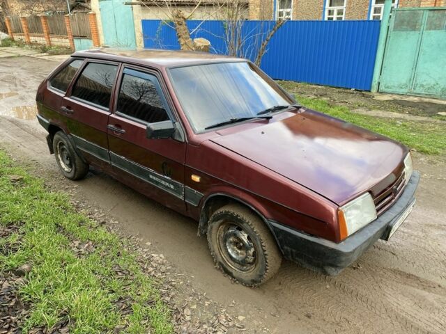 Красный ВАЗ 2109, объемом двигателя 0 л и пробегом 111 тыс. км за 750 $, фото 1 на Automoto.ua