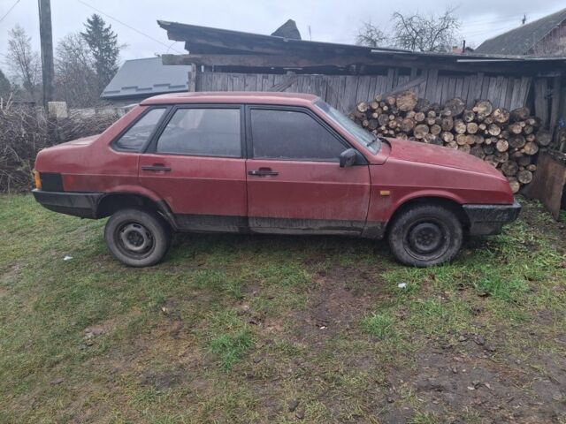 Красный ВАЗ 2109, объемом двигателя 0 л и пробегом 200 тыс. км за 750 $, фото 2 на Automoto.ua