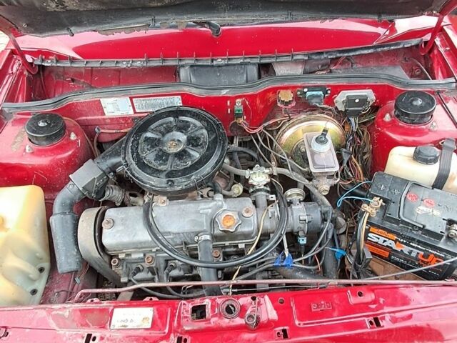 Червоний ВАЗ 2109, об'ємом двигуна 1.5 л та пробігом 300 тис. км за 950 $, фото 4 на Automoto.ua