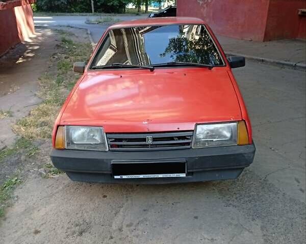 Красный ВАЗ 2109, объемом двигателя 1.5 л и пробегом 400 тыс. км за 1000 $, фото 3 на Automoto.ua