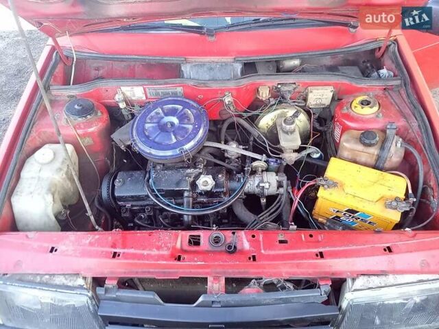 Красный ВАЗ 2109, объемом двигателя 1.5 л и пробегом 88 тыс. км за 700 $, фото 8 на Automoto.ua