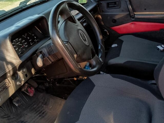 Красный ВАЗ 2109, объемом двигателя 0 л и пробегом 100 тыс. км за 1000 $, фото 1 на Automoto.ua