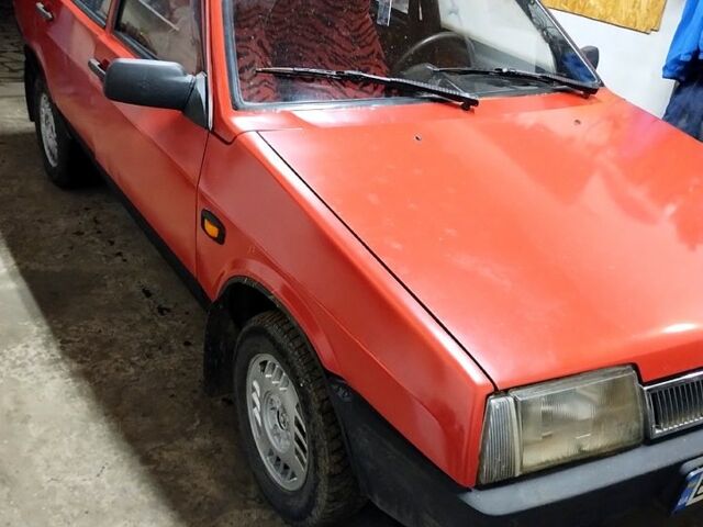 Красный ВАЗ 2109, объемом двигателя 1.3 л и пробегом 0 тыс. км за 900 $, фото 1 на Automoto.ua