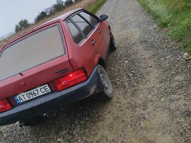 Красный ВАЗ 2109, объемом двигателя 1.5 л и пробегом 130 тыс. км за 528 $, фото 4 на Automoto.ua