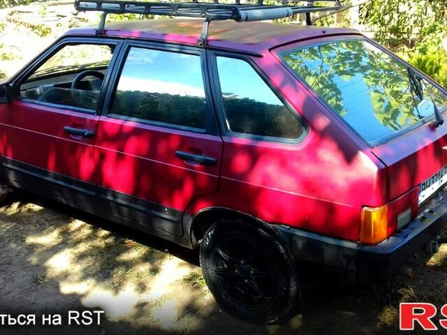 Красный ВАЗ 2109, объемом двигателя 1.5 л и пробегом 270 тыс. км за 1000 $, фото 3 на Automoto.ua