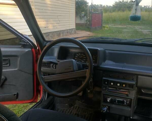 Красный ВАЗ 2109, объемом двигателя 1.3 л и пробегом 94 тыс. км за 1250 $, фото 7 на Automoto.ua