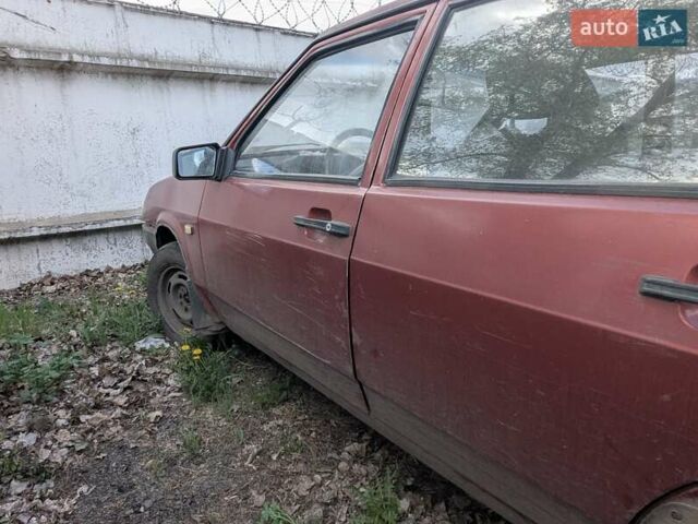 Красный ВАЗ 2109, объемом двигателя 0 л и пробегом 200 тыс. км за 369 $, фото 2 на Automoto.ua