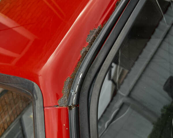 Красный ВАЗ 2109, объемом двигателя 1.3 л и пробегом 161 тыс. км за 2400 $, фото 33 на Automoto.ua