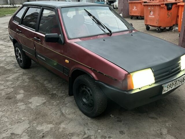 Красный ВАЗ 2109, объемом двигателя 1.6 л и пробегом 30 тыс. км за 830 $, фото 2 на Automoto.ua