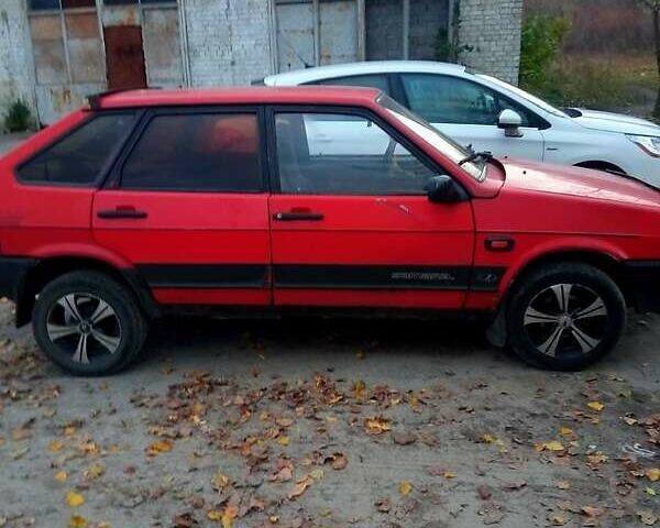 Красный ВАЗ 2109, объемом двигателя 1.5 л и пробегом 800 тыс. км за 1100 $, фото 2 на Automoto.ua