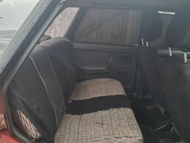 Красный ВАЗ 2109, объемом двигателя 0 л и пробегом 200 тыс. км за 750 $, фото 5 на Automoto.ua