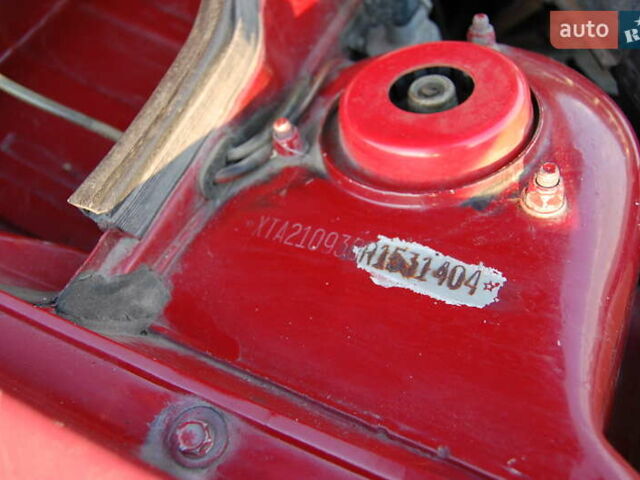 Красный ВАЗ 2109, объемом двигателя 1.5 л и пробегом 308 тыс. км за 850 $, фото 6 на Automoto.ua