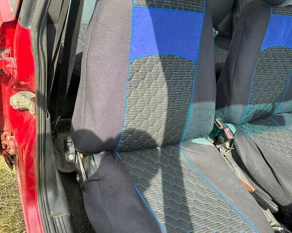 Красный ВАЗ 2109, объемом двигателя 1.5 л и пробегом 143 тыс. км за 950 $, фото 8 на Automoto.ua