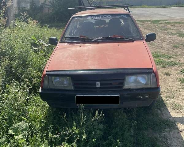 Красный ВАЗ 2109, объемом двигателя 1.5 л и пробегом 350 тыс. км за 1300 $, фото 1 на Automoto.ua