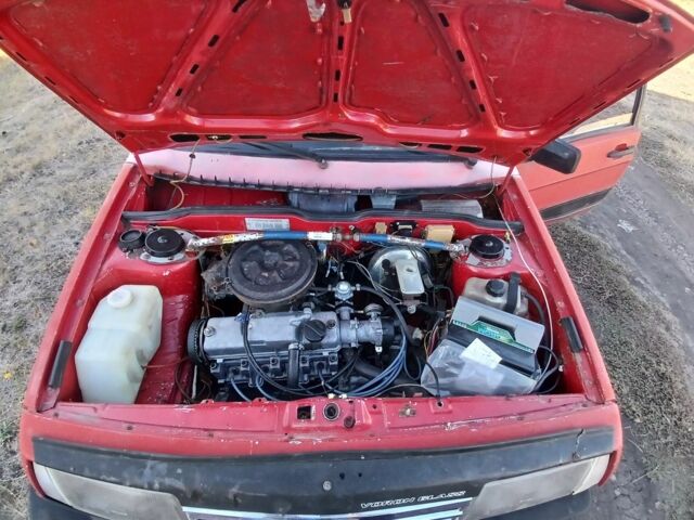 Красный ВАЗ 2109, объемом двигателя 1.5 л и пробегом 200 тыс. км за 600 $, фото 5 на Automoto.ua