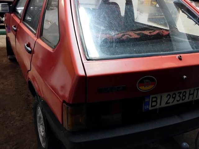 Красный ВАЗ 2109, объемом двигателя 1.3 л и пробегом 0 тыс. км за 900 $, фото 2 на Automoto.ua