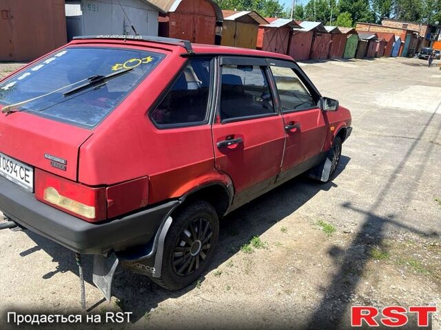 ВАЗ 2109 1994 в Сумах на Automoto.ua Красный ВАЗ 2109, объемом двигателя 1.5 л и пробегом 98 тыс. км за 899 $, фото 4 на Automoto.ua