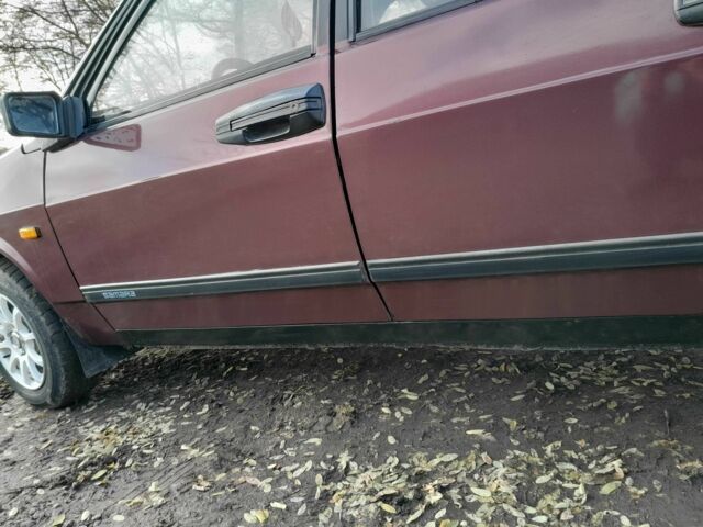 Красный ВАЗ 2109, объемом двигателя 1.5 л и пробегом 3 тыс. км за 1400 $, фото 4 на Automoto.ua