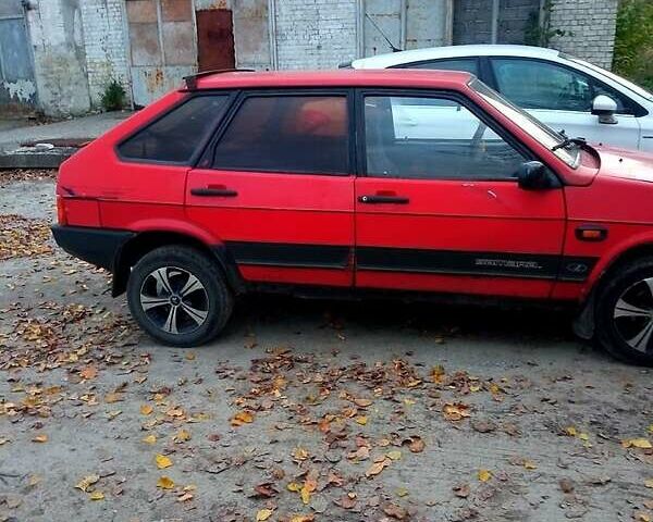 Красный ВАЗ 2109, объемом двигателя 1.5 л и пробегом 800 тыс. км за 1100 $, фото 1 на Automoto.ua