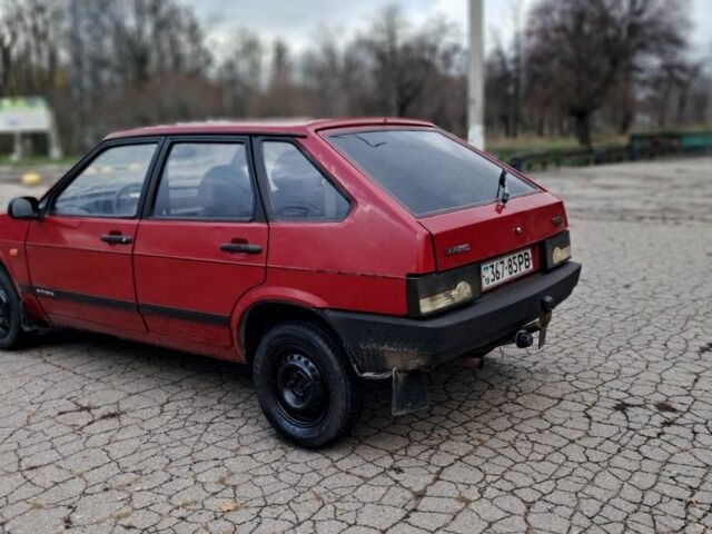 Червоний ВАЗ 2109, об'ємом двигуна 1.5 л та пробігом 300 тис. км за 950 $, фото 2 на Automoto.ua